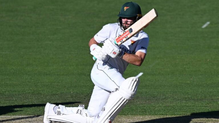 Caleb Jewell Shines as Derbyshire Dominates Day One Against Northamptonshire