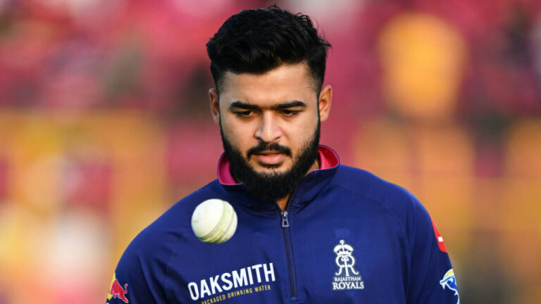Rajasthan Royals Opt to Bowl With Parag Injured, Make Three Changes