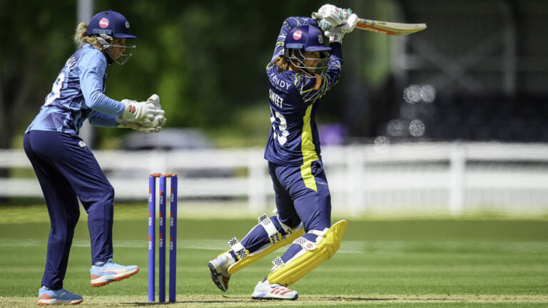 Francesca Sweet Shines as Hampshire Defeats Yorkshire in One-Day Cup