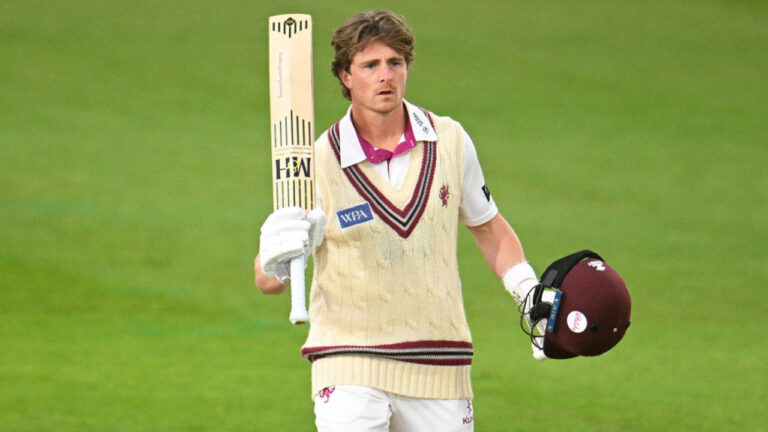 Tom Abell and Craig Overton Lead Somerset Dominance Against Sussex