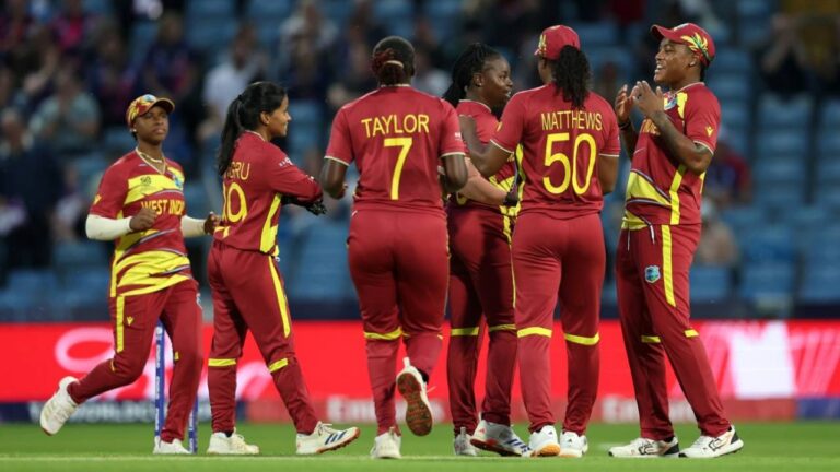 Munisar in as West Indies bowl vs Sri Lanka